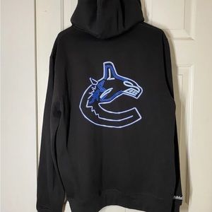 Vancouver Canucks Mitchell & Ness Hoodie